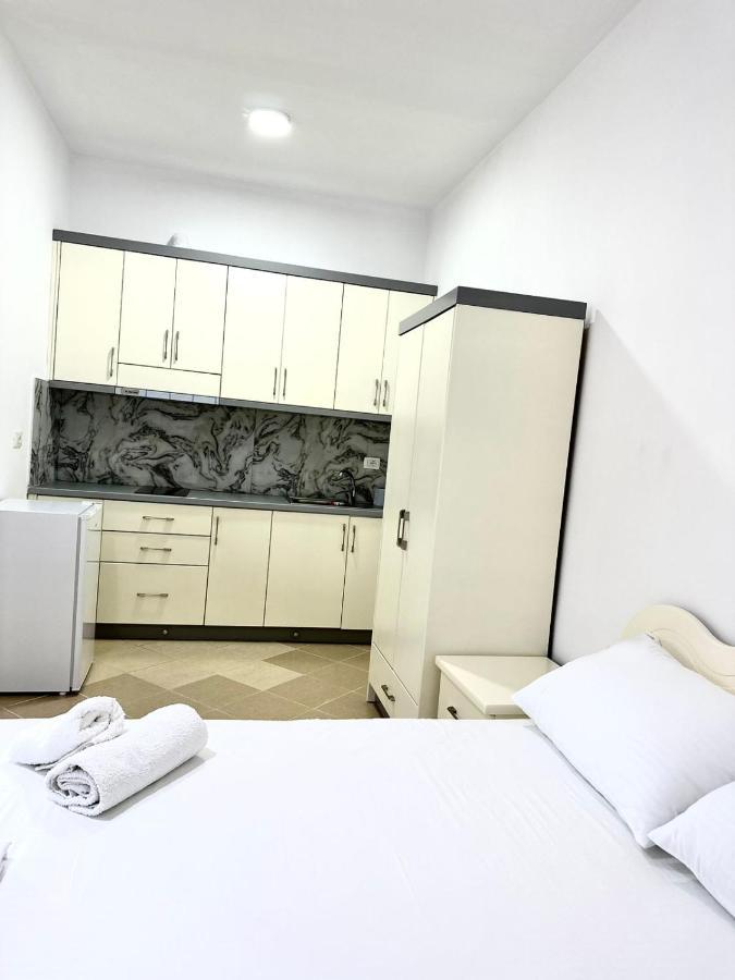 Amar Apartments Sarande Ngoại thất bức ảnh