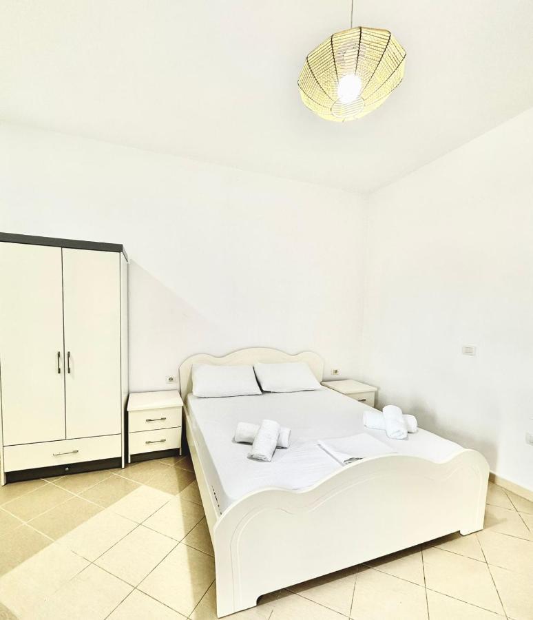 Amar Apartments Sarande Ngoại thất bức ảnh