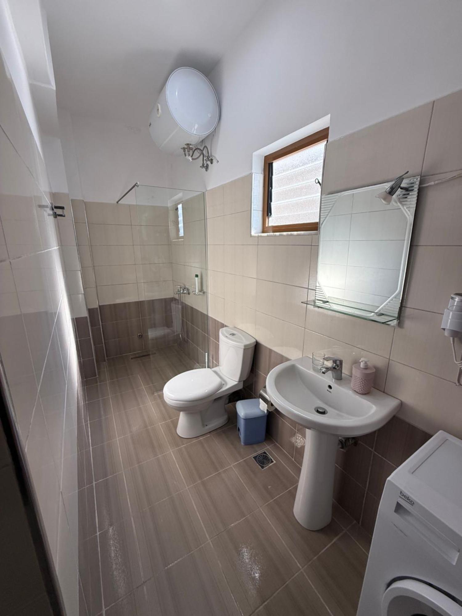 Amar Apartments Sarande Ngoại thất bức ảnh